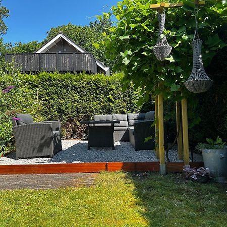 Dubbele Chalet Op Recreatiepark Topparken Op De Veluwe In Beekbergen Met Grote Vrije Tuin En Eigen Parkeerplaats Ngoại thất bức ảnh