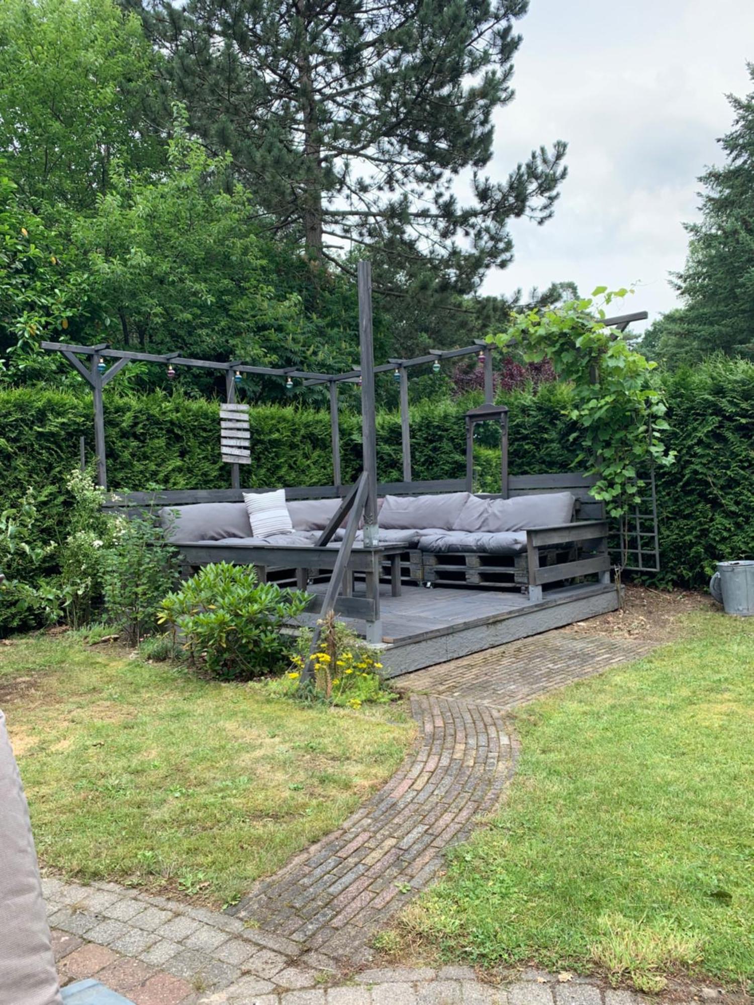 Dubbele Chalet Op Recreatiepark Topparken Op De Veluwe In Beekbergen Met Grote Vrije Tuin En Eigen Parkeerplaats Phòng bức ảnh
